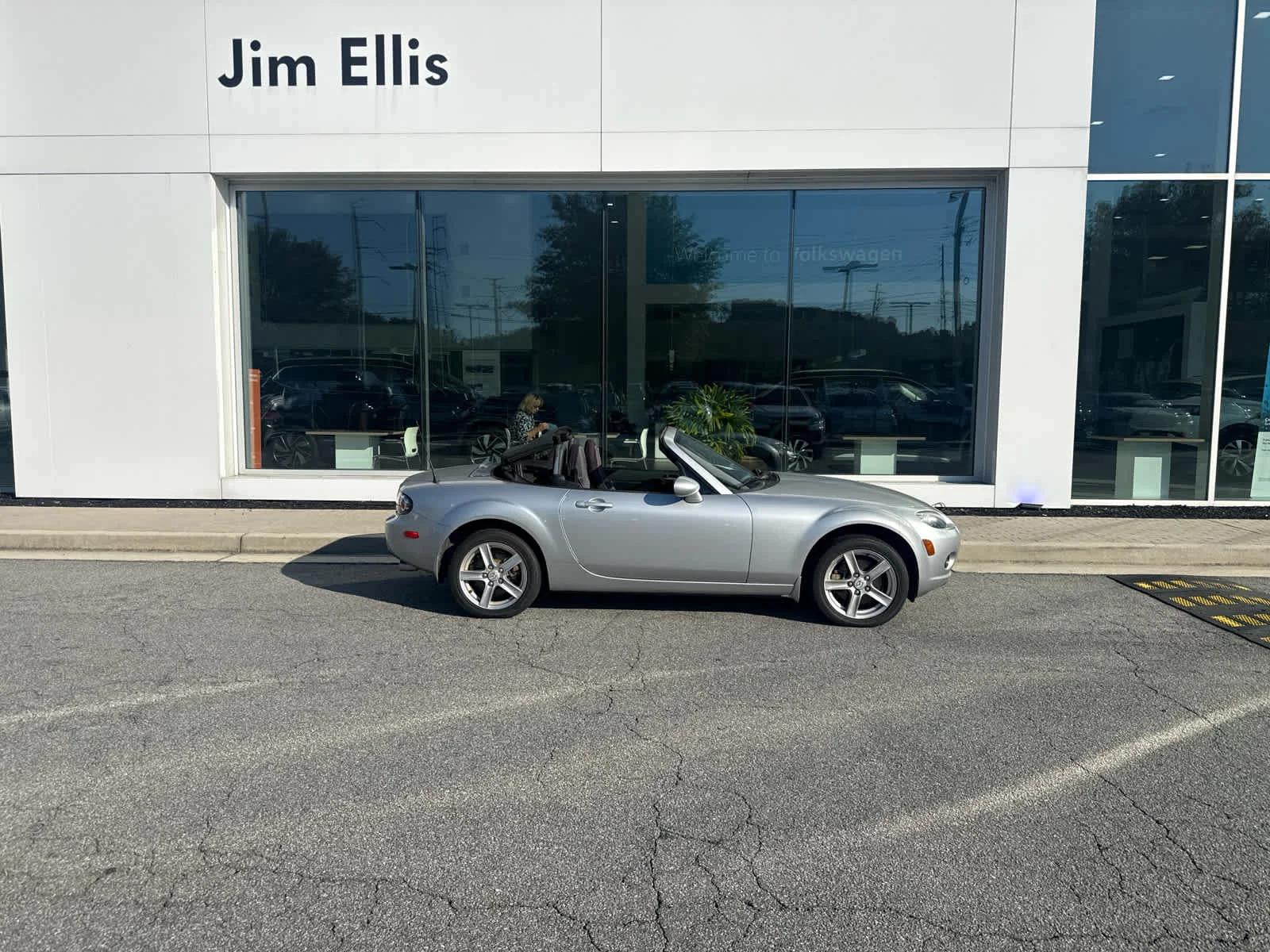 mazda mx-5 miata 2006 JM1NC25F060106754 image mazda mx-5 miata 2006 JM1NC25F060106754 image
